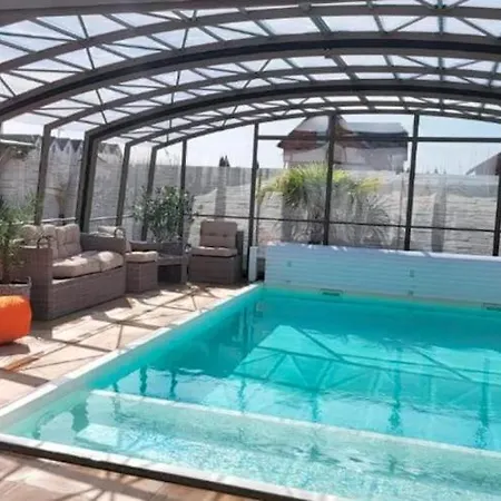 بيت للعطل Homes With Private Garden, Summer Pool Kopań