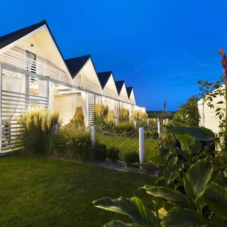 Homes With Private Garden, Summer Pool Дом отдыха Kopan