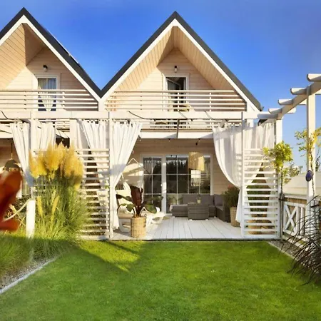 Homes With Private Garden, Summer Pool Kopan